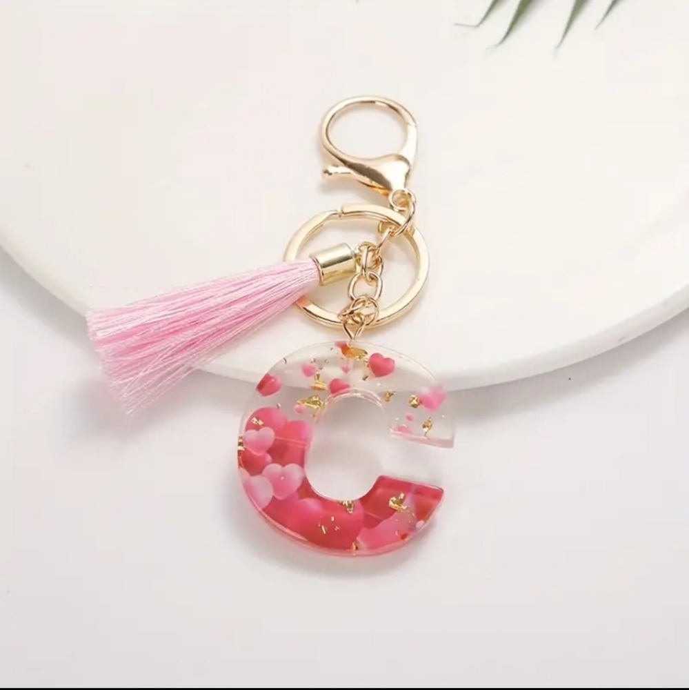 NEW! Resin Letter "C" Initial 💕Hearts Keychain Purse Charm ~ Backpack, Bag, 🚗